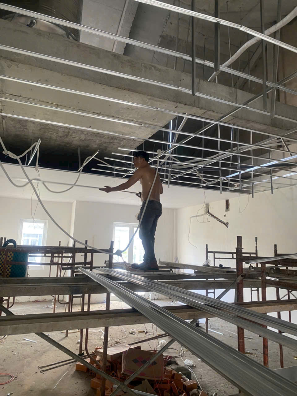 Thi công trần chìm tại gò vấp